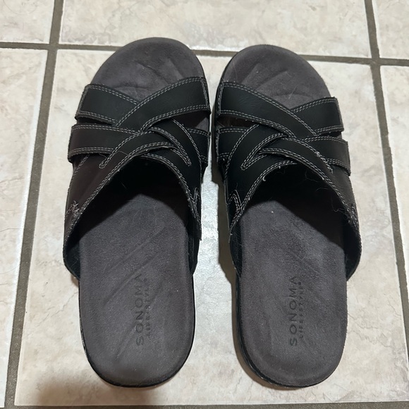 SONOMA | Men’s Flip Flops - Picture 3 of 5